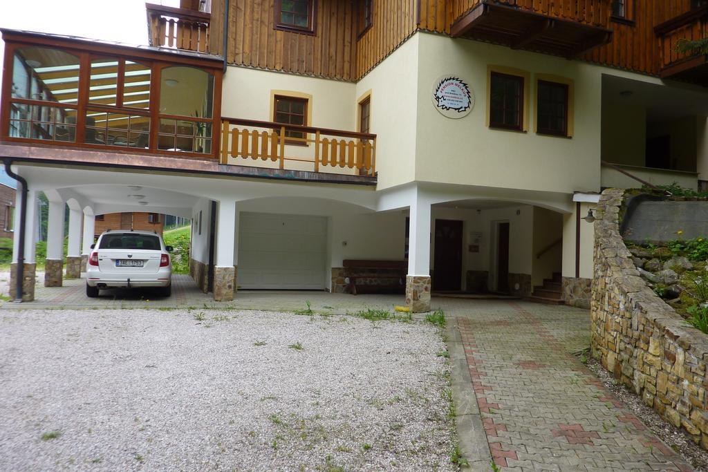 Penzion Melkus Pec pod Snezkou Esterno foto